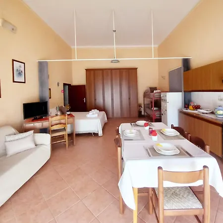 Semesterbostad Casa Delle Tholos